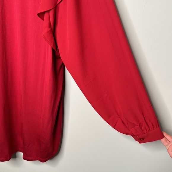 NWT Penningtons Red Mixed Media Blouse With Ruffle Shoulders - Picture 13 of 14